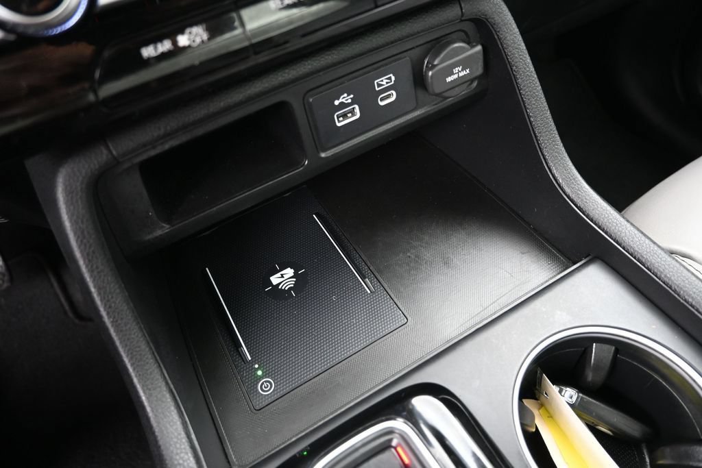 Certified 2024 Honda Pilot Touring image 24