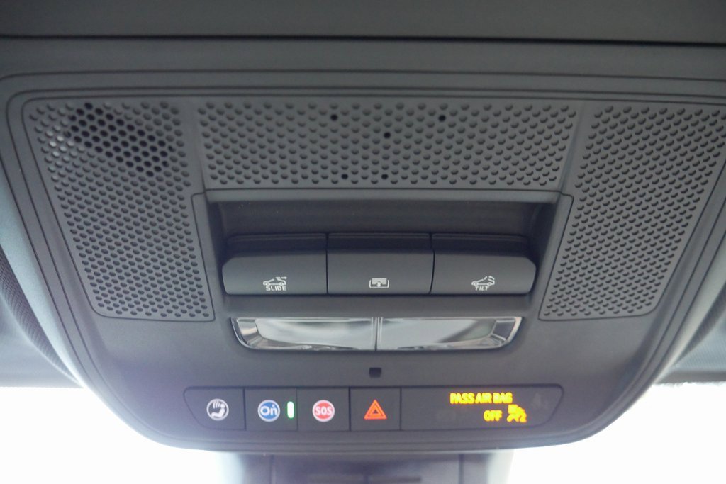 New 2026 Chevrolet Equinox ACTIV w/ Convenience Package III image 21