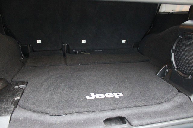 Used 2013 Jeep Wrangler Unlimited Sport image 10