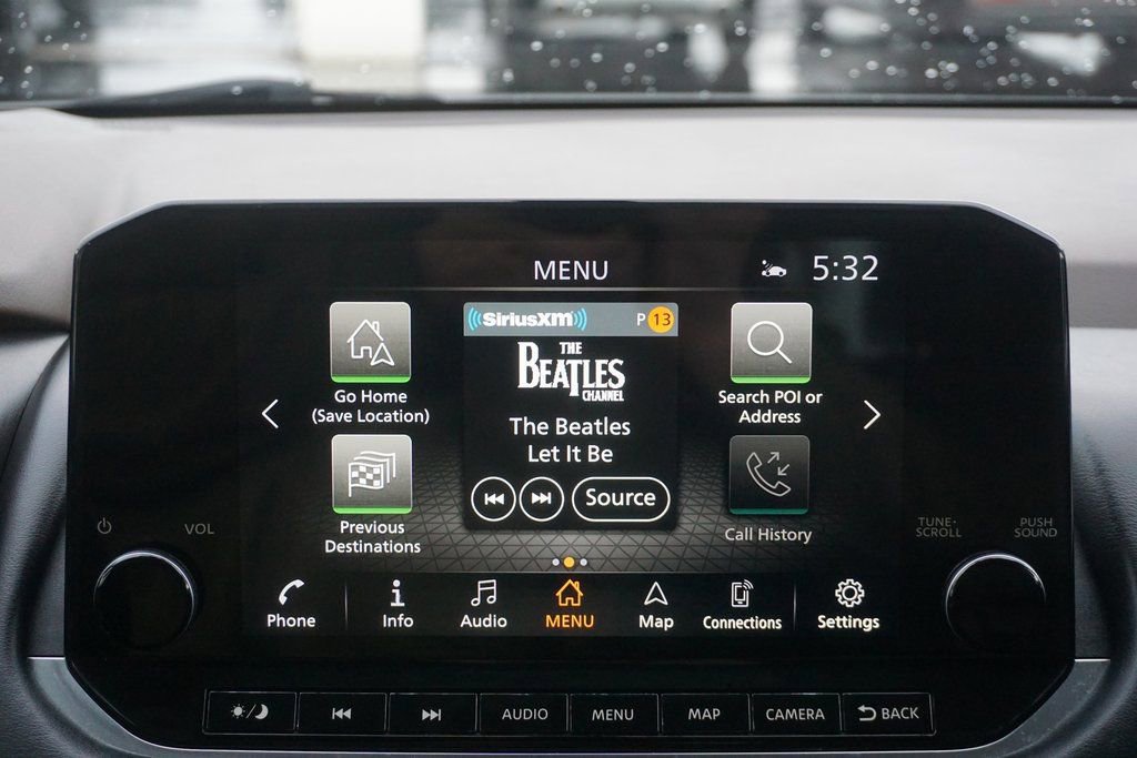 Used 2021 Nissan Rogue Platinum image 16