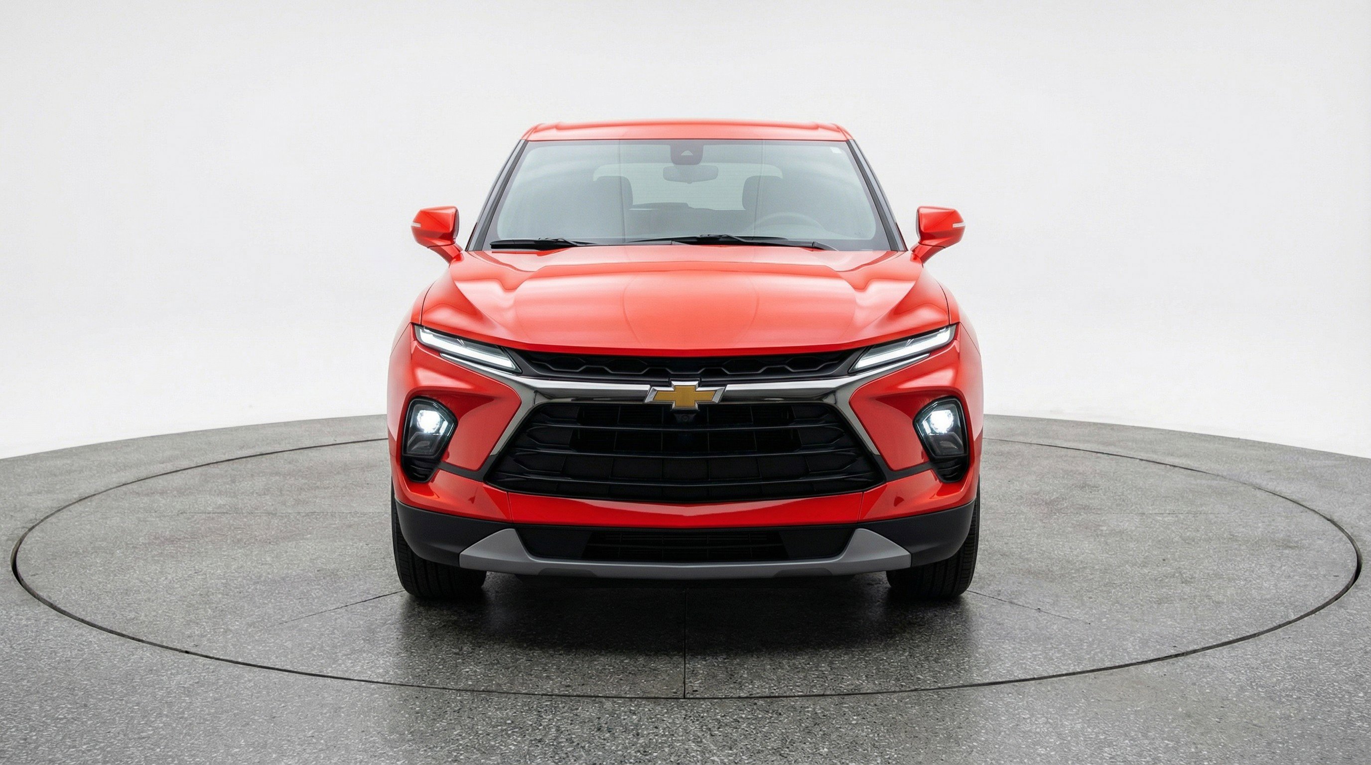 Used 2025 Chevrolet Blazer LT image 2