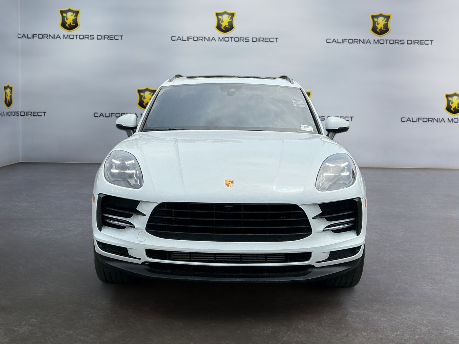 Used 2021 Porsche Macan AWD/4WD image 2