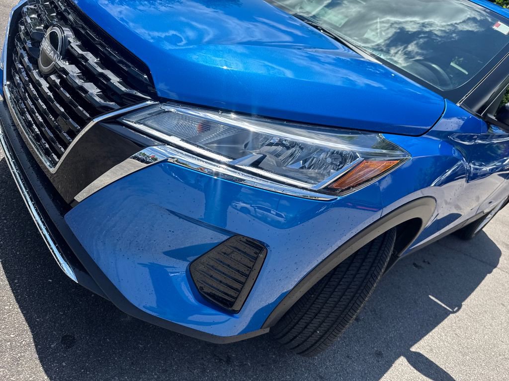 Used 2025 Nissan Kicks Play S FWD image 33
