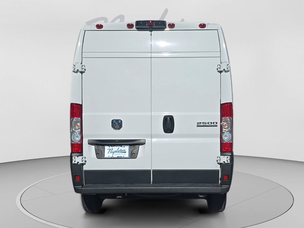 Used 2025 RAM ProMaster 2500 w/ Convenience Group FWD image 4