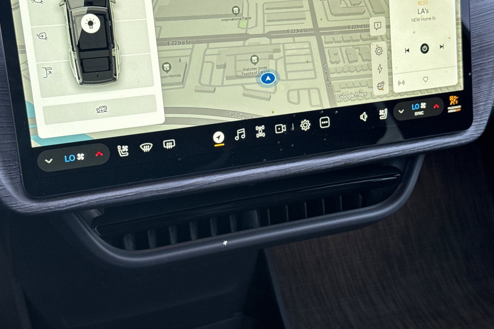 Used 2023 Rivian R1S Launch Edition image 21