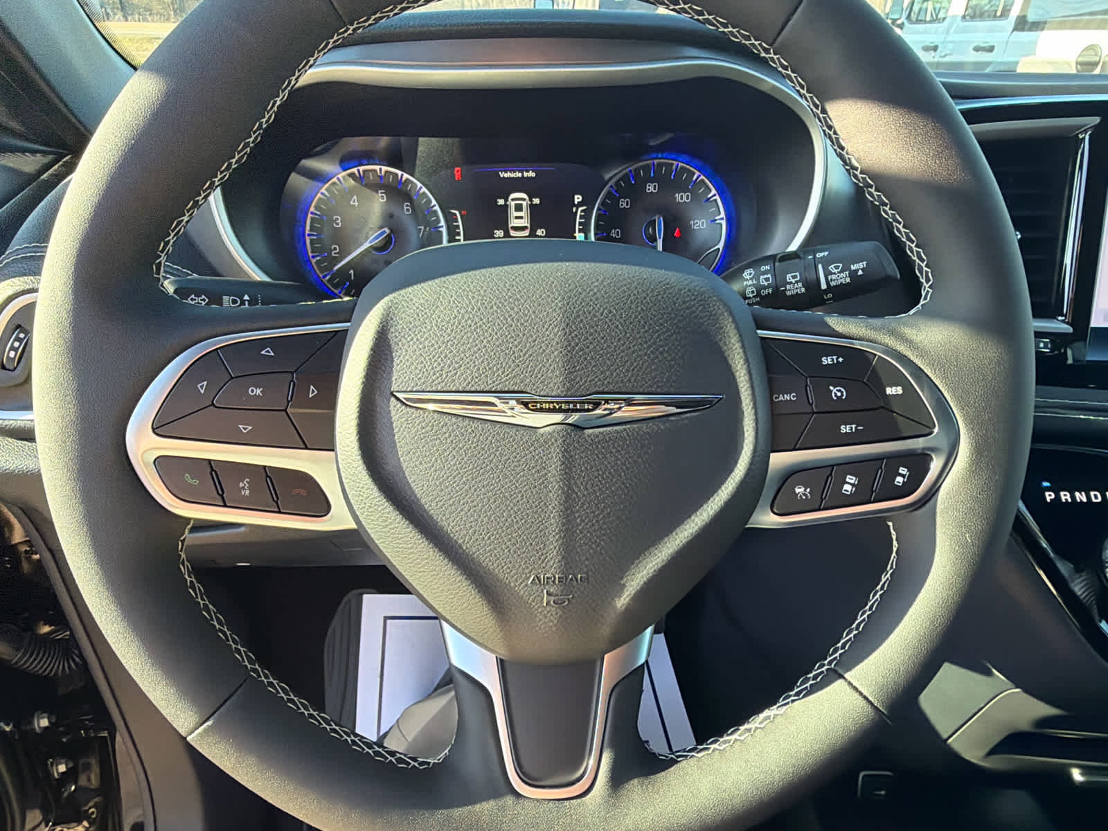 New 2026 Chrysler Pacifica Select image 25