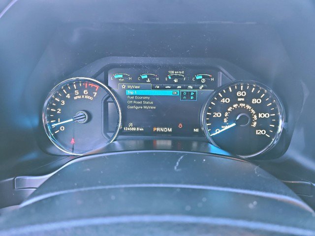 Used 2018 Ford F150 Platinum w/ Max Trailer Tow Package image 16