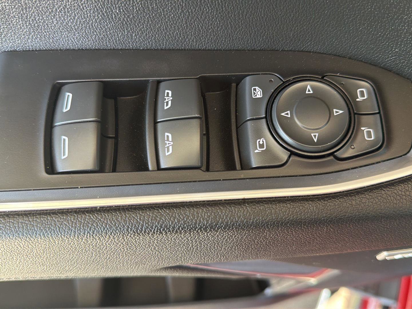 Used 2023 GMC Sierra 1500 SLT image 21