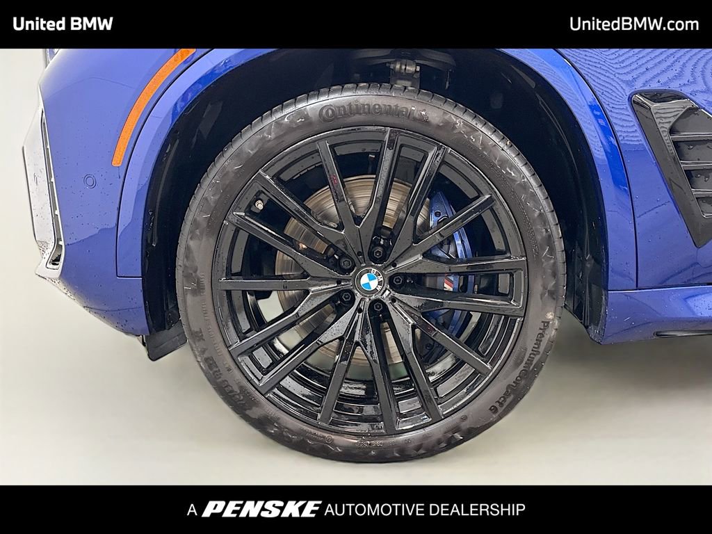 Used 2024 BMW X5 M60i AWD/4WD image 2