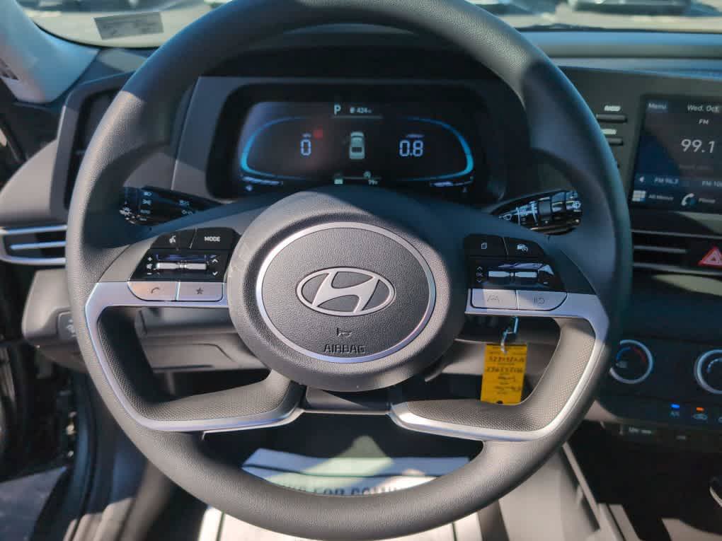 New 2026 Hyundai Elantra SE FWD image 29