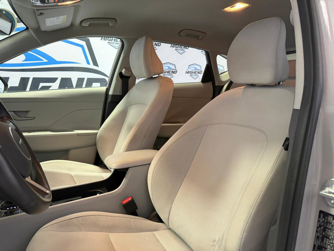 Used 2025 Hyundai Kona SEL image 16