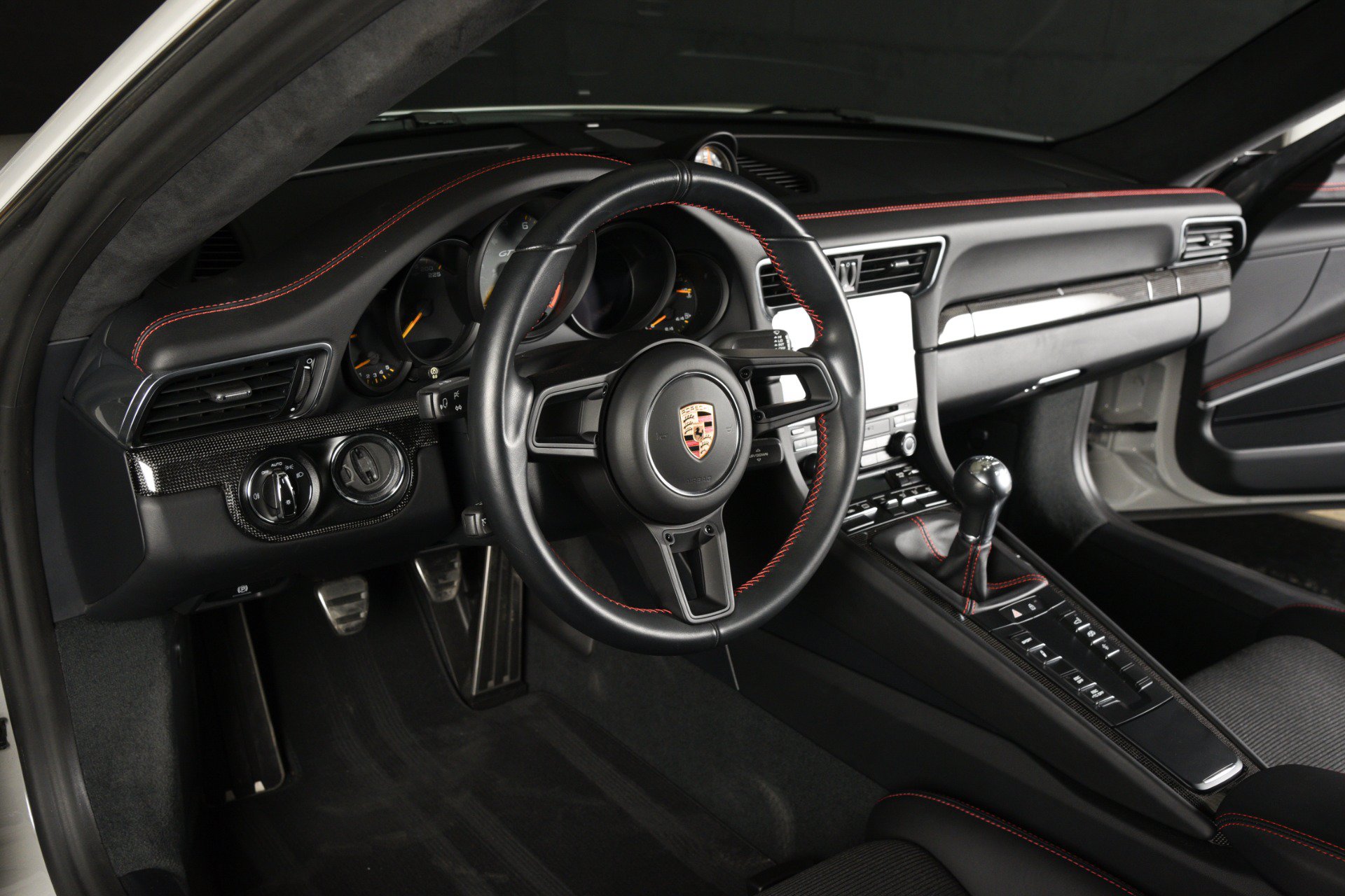 Used 2019 Porsche 911 GT3 RWD image 30
