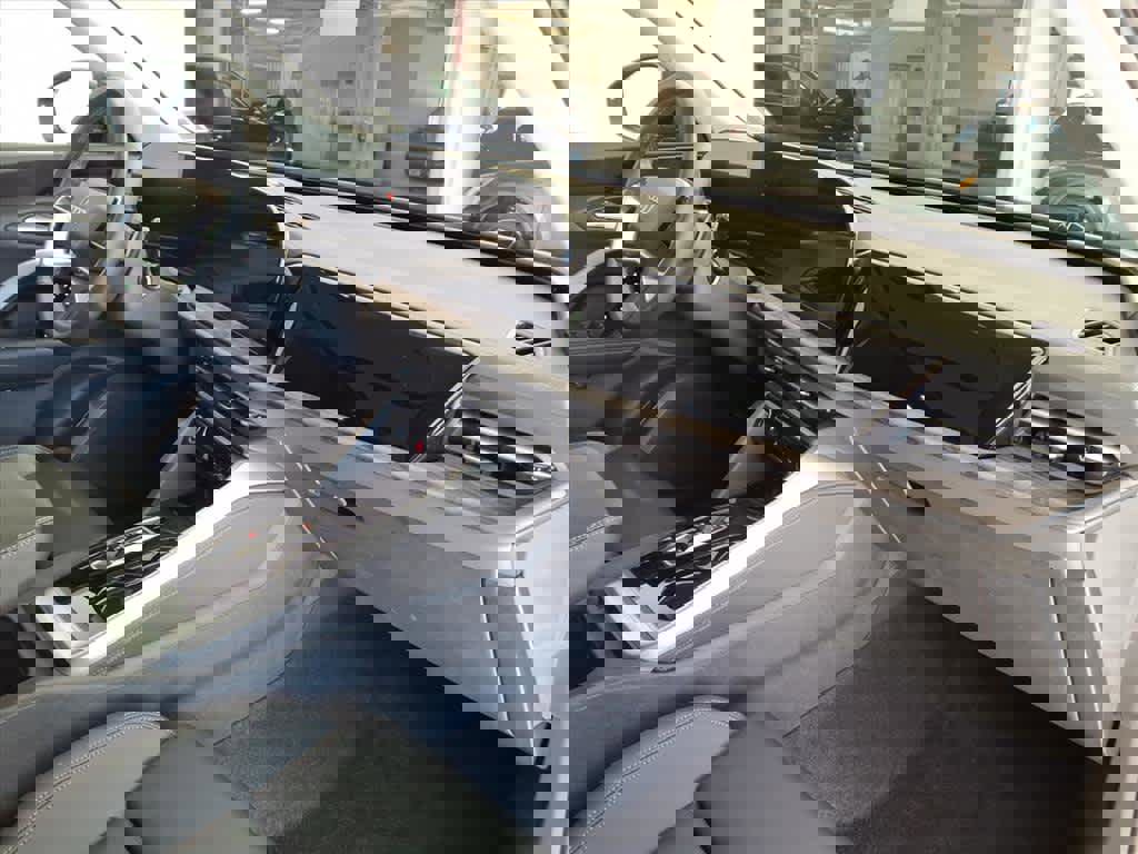 Used 2025 Audi Q5 Premium Plus w/ Premium Plus image 19