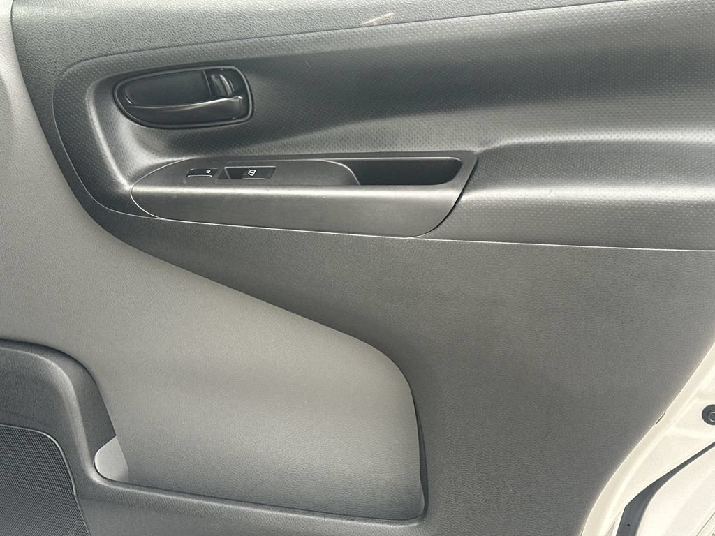 Used 2020 Nissan NV200 S FWD image 14