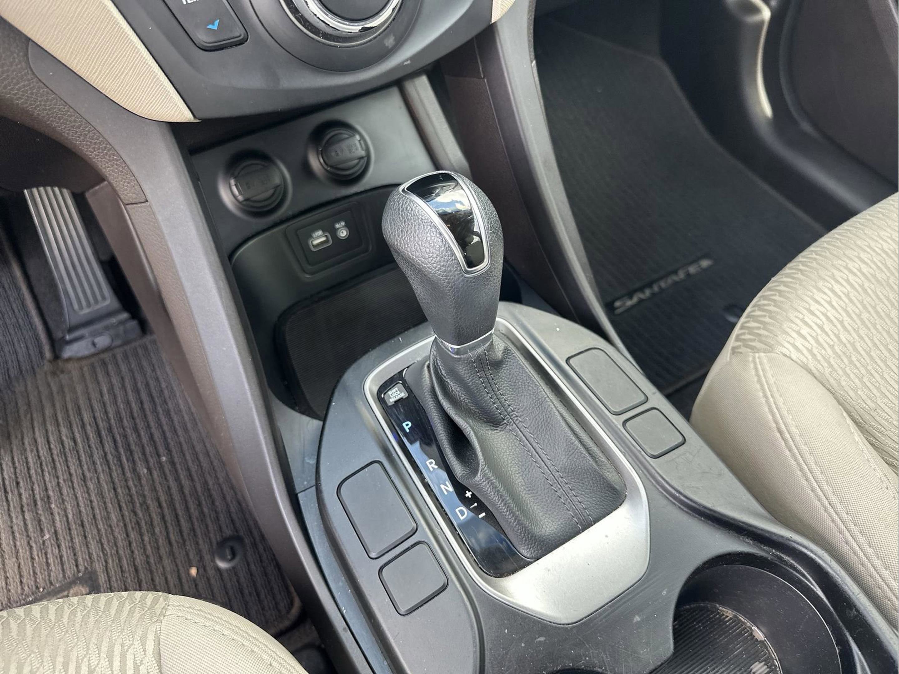 Used 2017 Hyundai Santa Fe Sport image 33