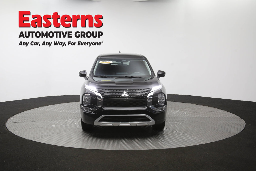 Used 2024 Mitsubishi Outlander SE FWD image 55
