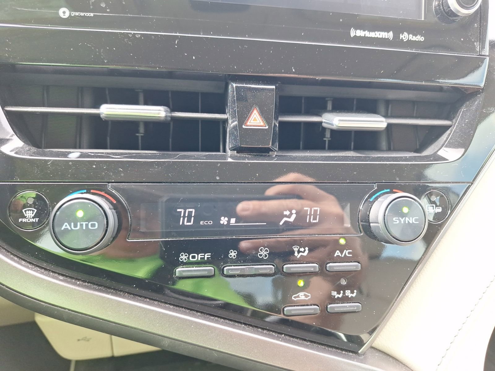 Used 2024 Toyota Camry XLE w/ Cold Weather Package image 25