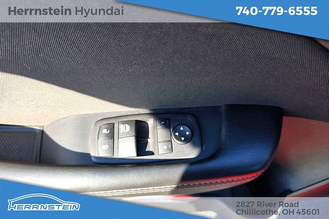 Used 2023 Dodge Challenger SXT RWD image 16