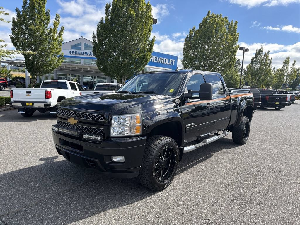 Used 2014 Chevrolet Silverado 2500 LTZ AWD/4WD image 5