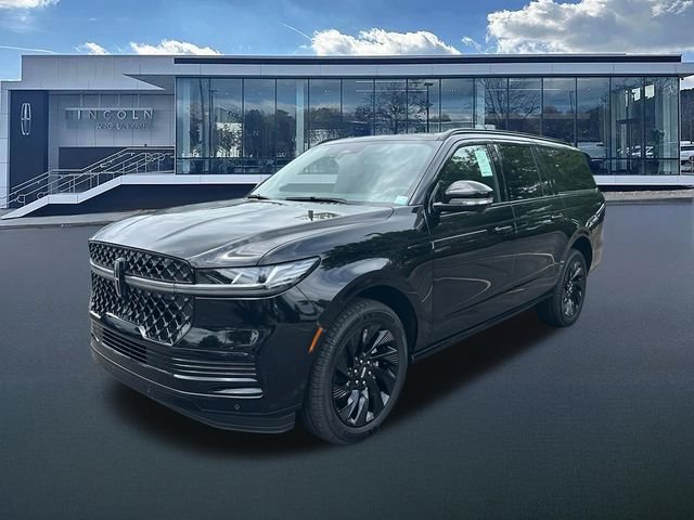 New 2026 Lincoln Navigator L Reserve w/ Jet Appearance Package AWD/4WD image 3