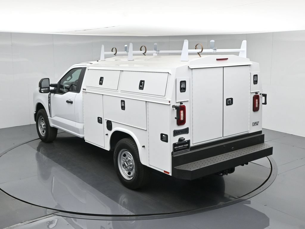 New 2026 Ford F350 XL w/ XL Chrome Package RWD image 42