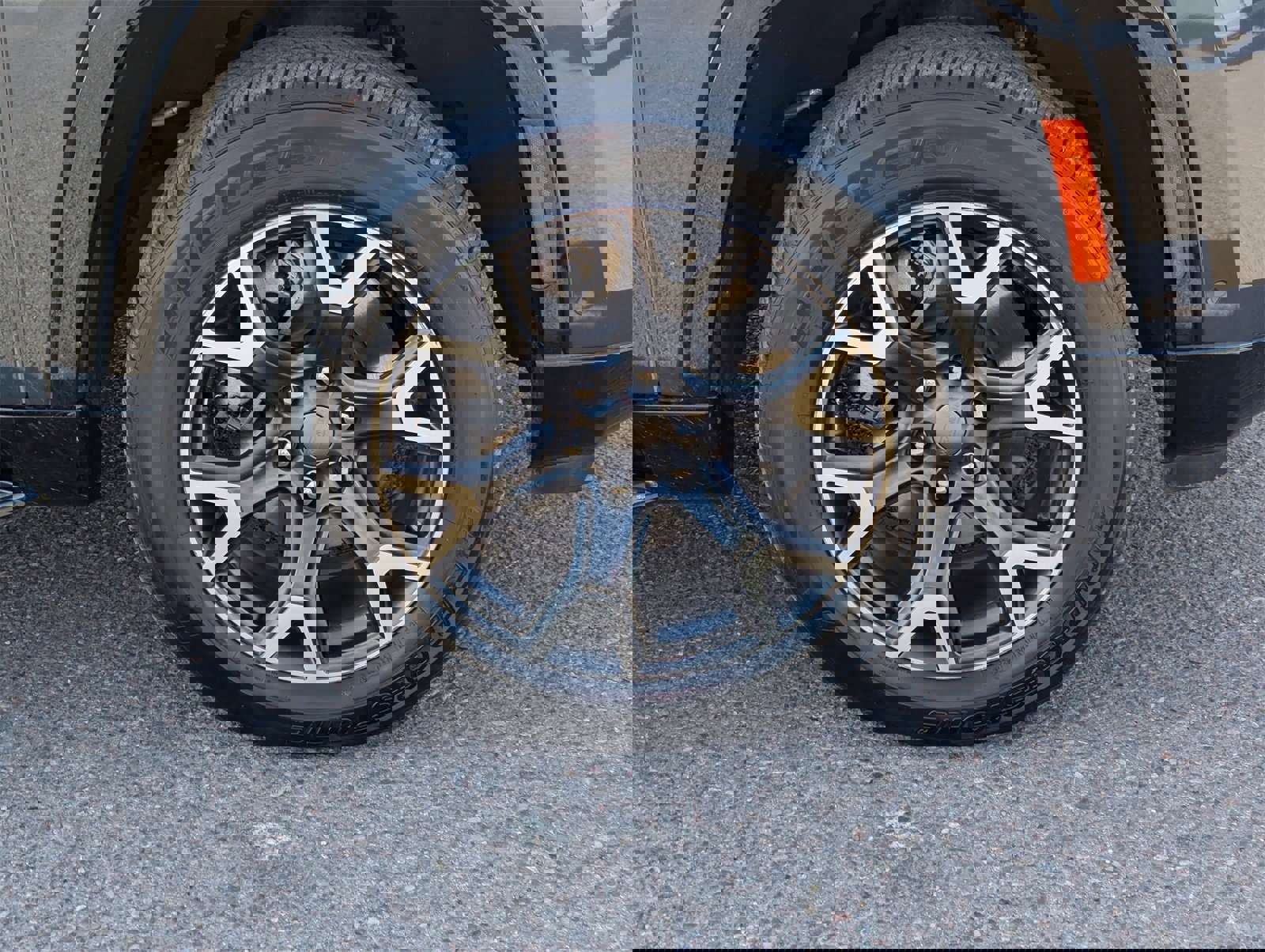 Used 2023 Jeep Wagoneer Series III w/ Preferred Equipment Group image 9