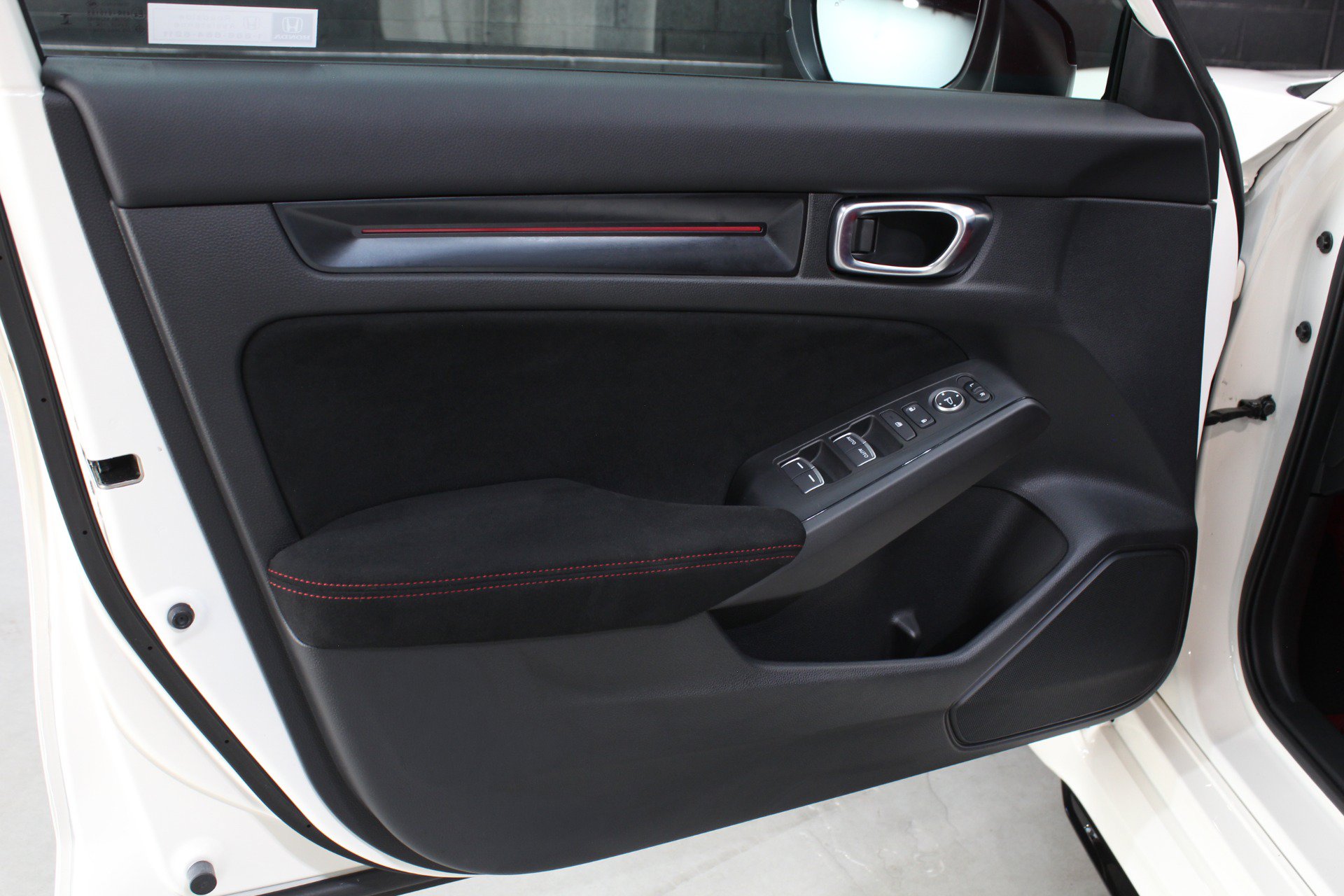Used 2024 Honda Civic Type R image 32