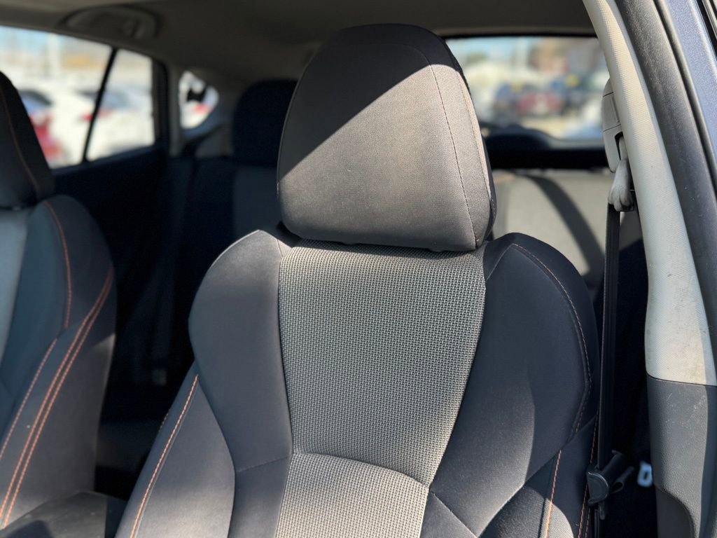 Used 2021 Subaru Crosstrek 2.0i Premium w/ Moonroof Package image 6