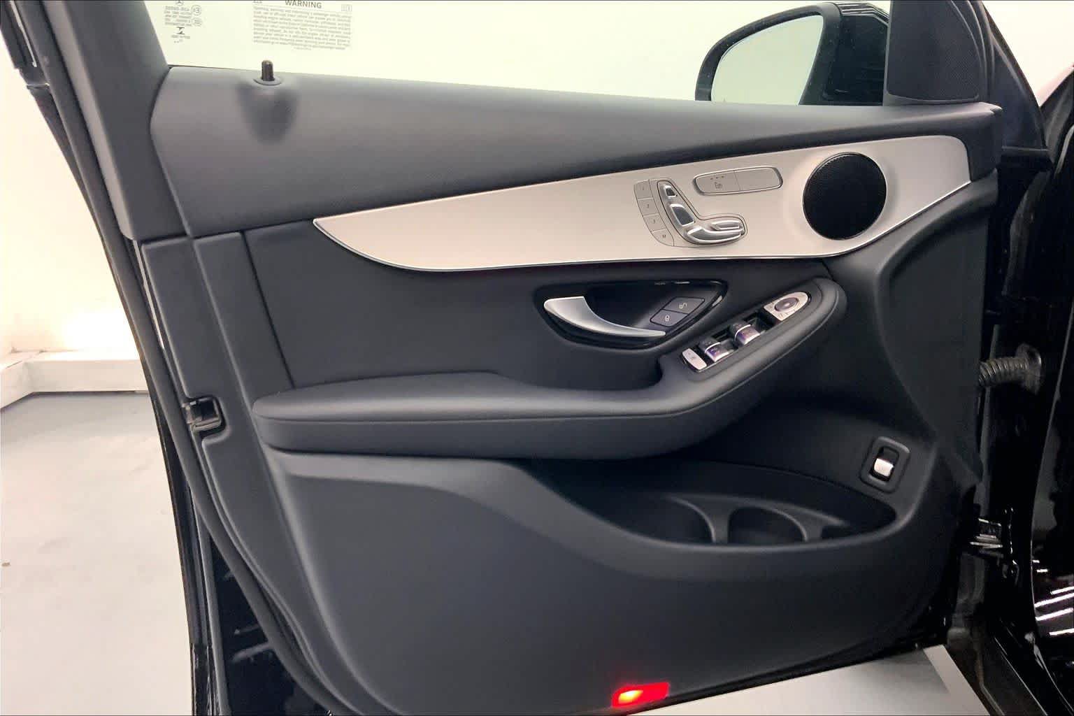 Certified 2022 Mercedes-Benz GLC 300 image 19