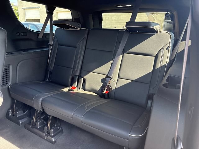 Used 2024 GMC Yukon XL SLT w/ SLT Luxury Package AWD/4WD image 24