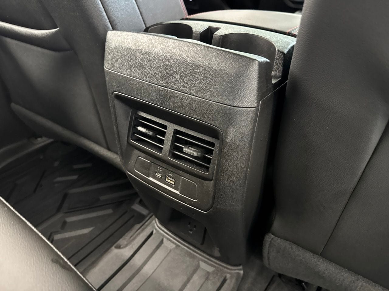Used 2023 Chevrolet Colorado Z71 w/ Z71 Convenience Package 2 AWD/4WD image 46