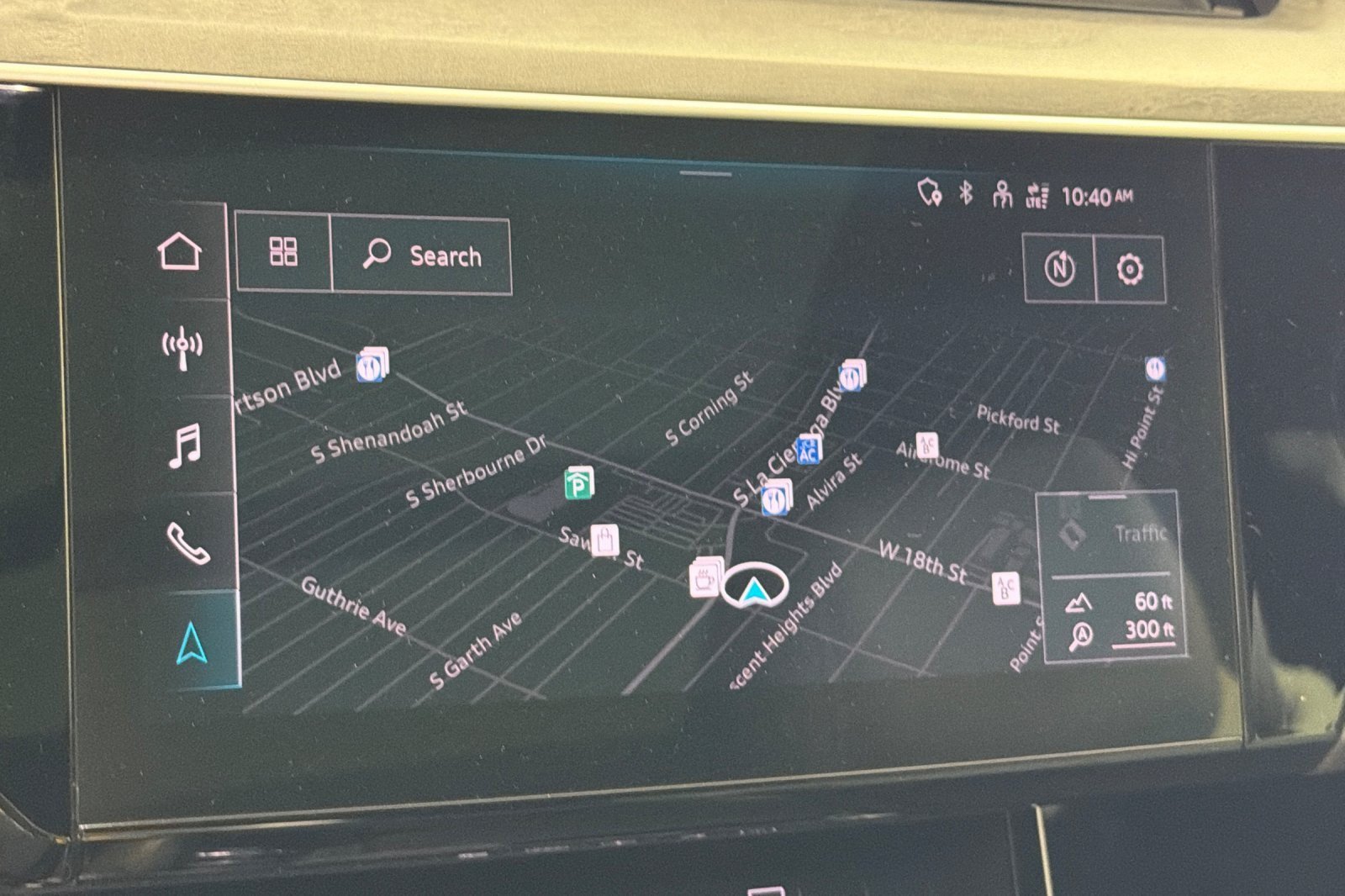 Used 2023 Audi e-tron Premium Plus w/ Premium Plus Package AWD/4WD image 18