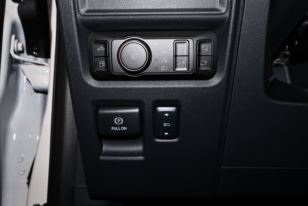 New 2025 Ford F150 Lariat w/ Equipment Group 502A High image 22