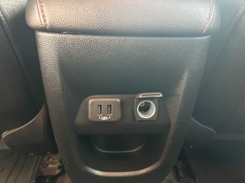 Used 2021 GMC Canyon AT4 w/ Driver Alert Package image 10