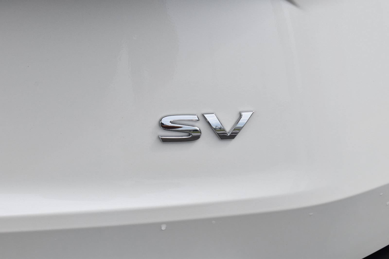 Used 2023 Nissan Rogue SV FWD image 8