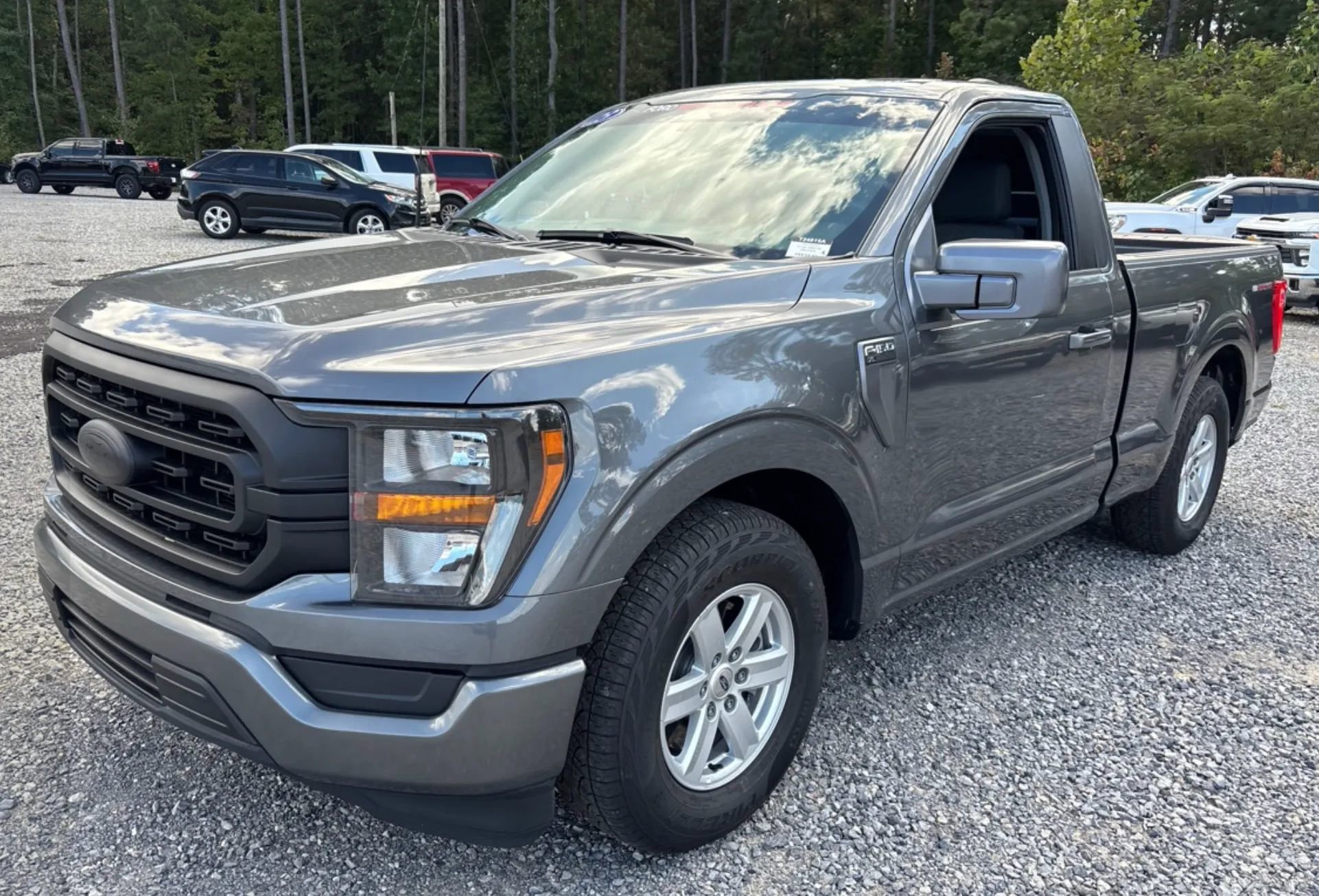 Used 2023 Ford F150 XL image 3