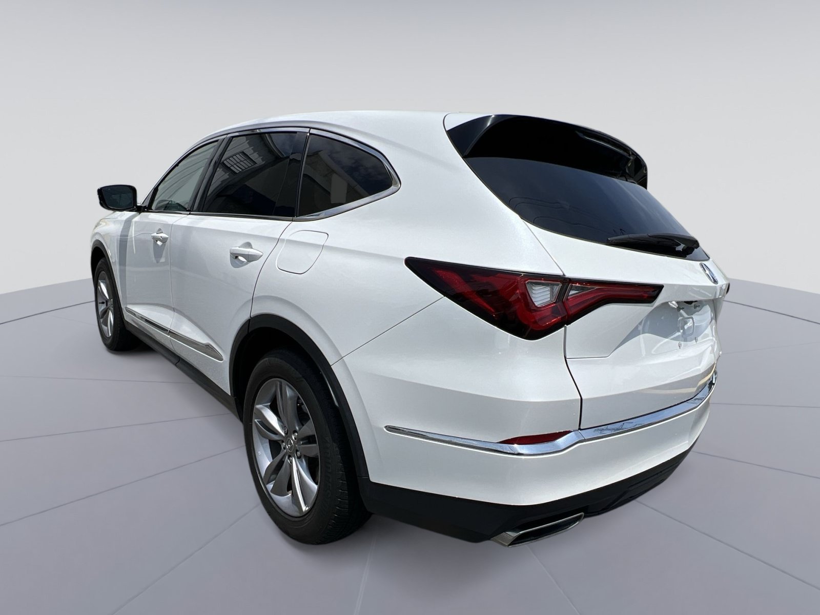 Certified 2023 Acura MDX SH-AWD image 3