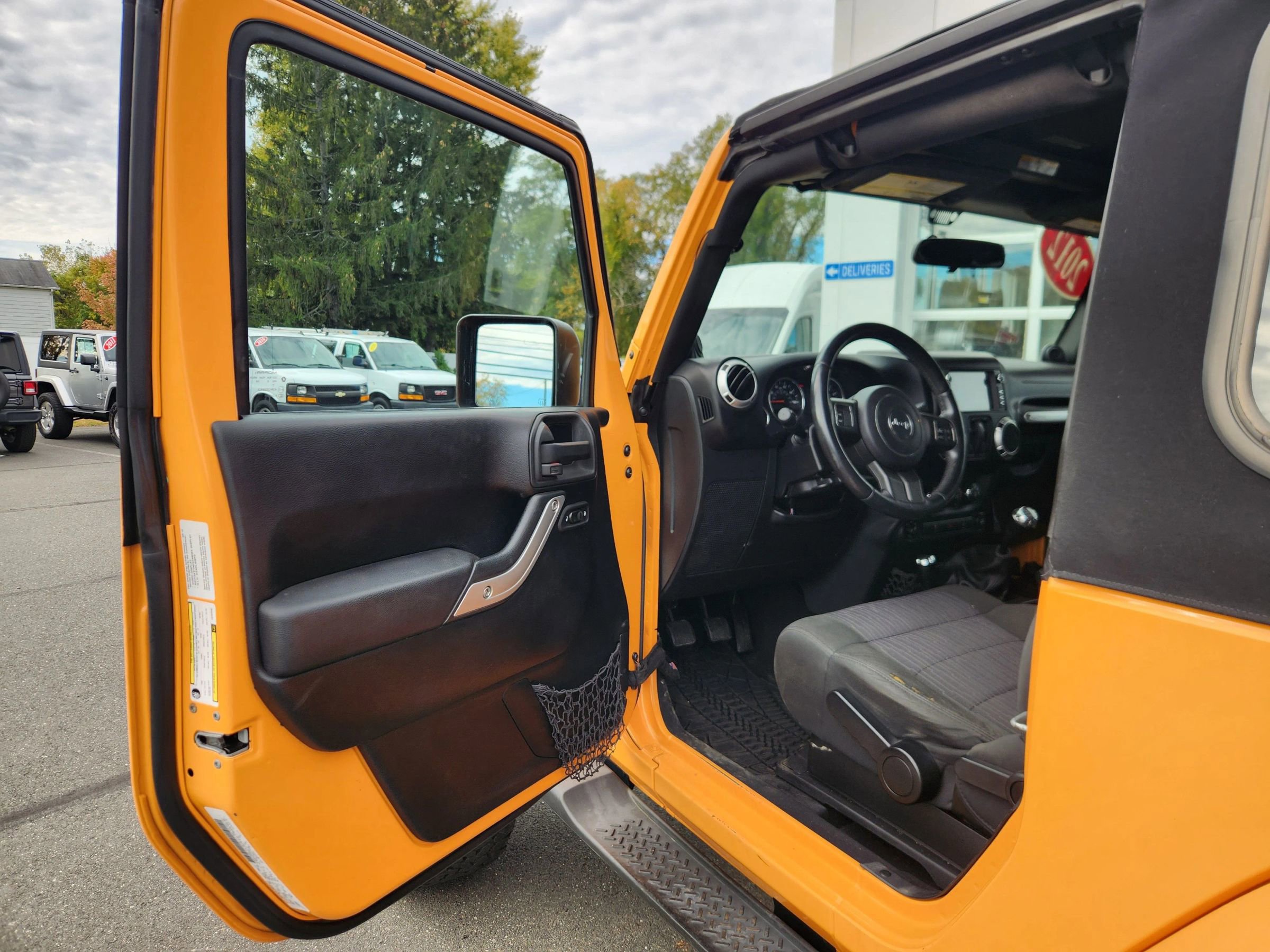 Used 2012 Jeep Wrangler Sahara AWD/4WD image 23