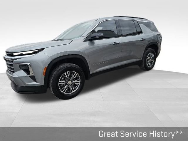 Used 2024 Chevrolet Traverse LT image 10