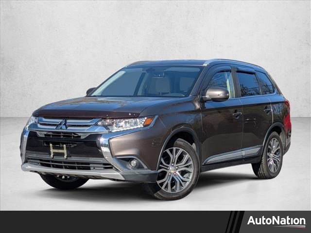 Used 2017 Mitsubishi Outlander SEL image 1
