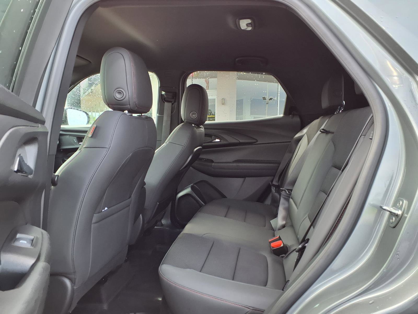 Used 2023 Chevrolet TrailBlazer RS w/ Convenience Package FWD image 24