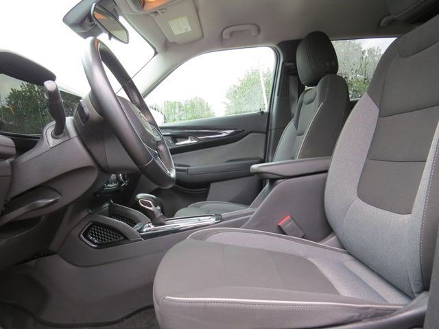 Used 2024 Chevrolet TrailBlazer LT w/ LT Cold Weather Package AWD/4WD image 13