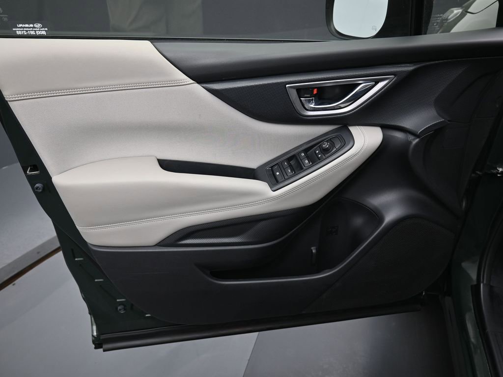 Used 2024 Subaru Forester Premium image 11