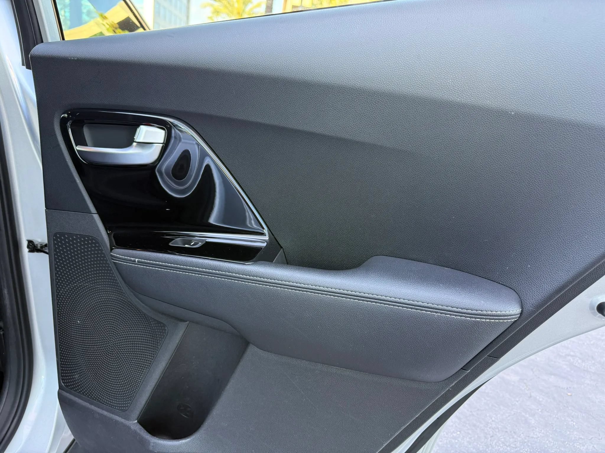 Used 2021 Kia Niro LXS FWD image 20