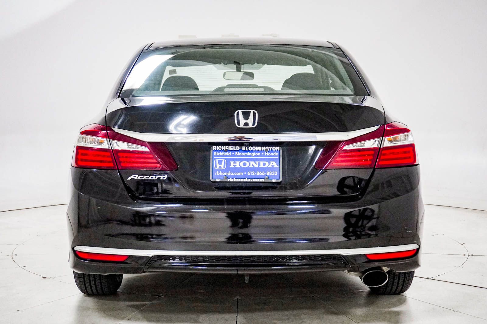 Used 2016 Honda Accord LX image 7