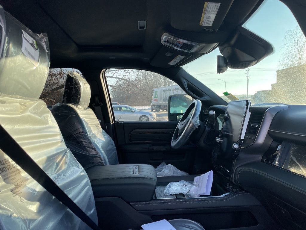 New 2026 RAM 2500 Limited image 11