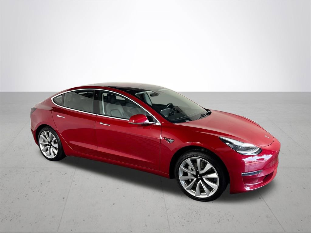 Used 2018 Tesla Model 3 Long Range image 4
