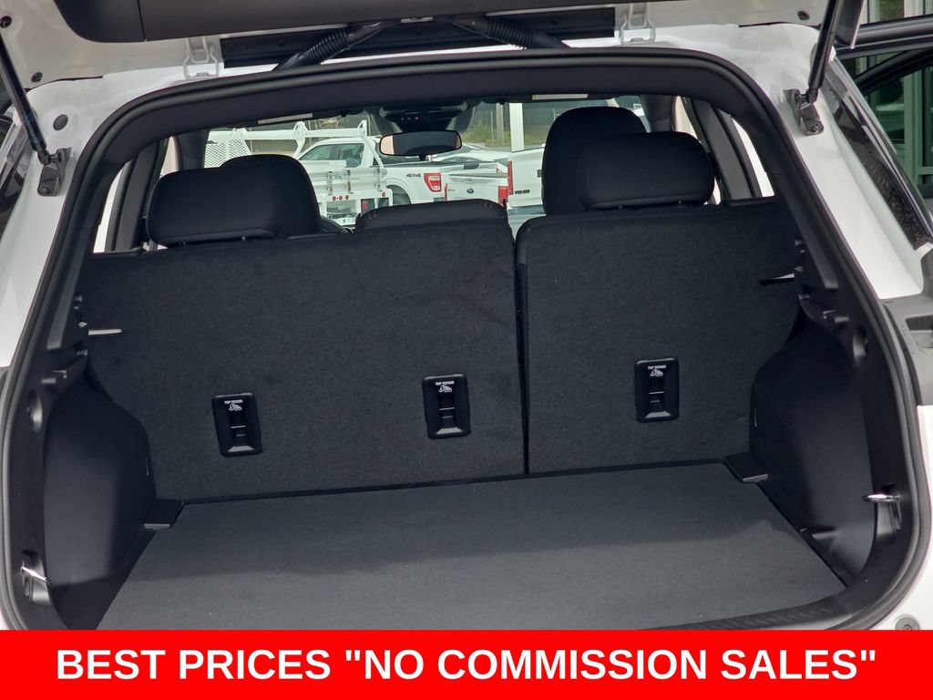 New 2026 Chevrolet Equinox EV LT w/ Comfort Package FWD image 12