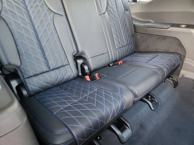 New 2026 Cadillac Escalade IQL Sport 1 w/ LPO, ONYX Package AWD/4WD image 24