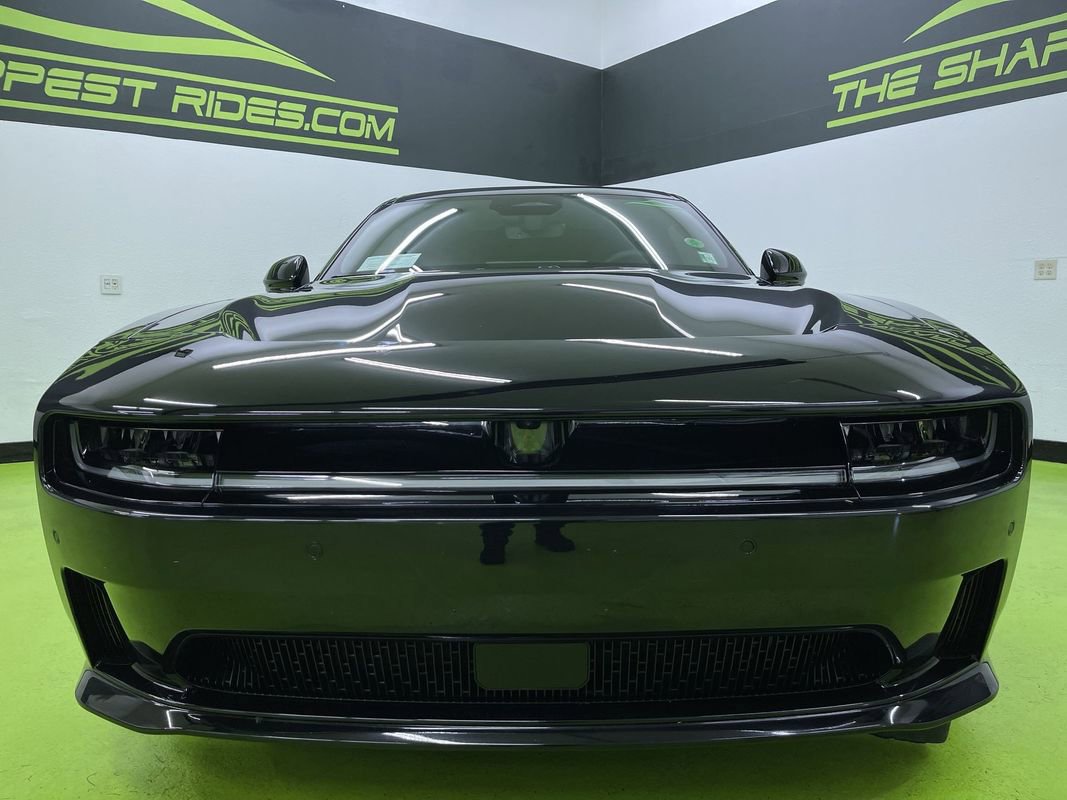 Used 2024 Dodge Charger R/T w/ Plus Group image 3